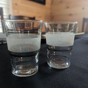 Set of 2 Mid-century small tumblers/wine glasses